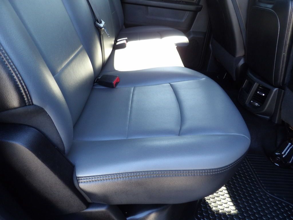 Used 2020 RAM 5500 Tradesman RWD image 36