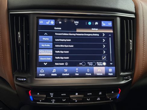 Used 2022 Maserati Levante GT image 16