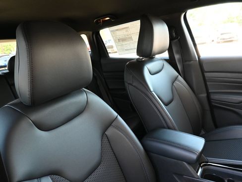 New 2026 Jeep Compass Latitude AWD/4WD image 26
