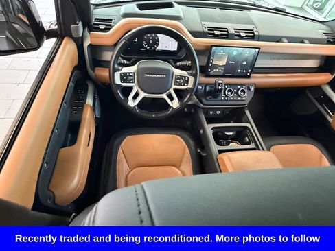 Used 2024 Land Rover Defender 130 X-Dynamic SE AWD/4WD image 11