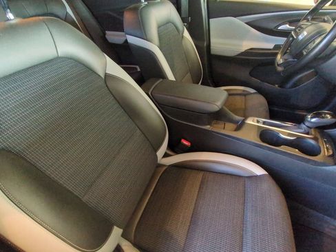 Used 2024 Buick Envista Preferred w/ Convenience I Package FWD image 21