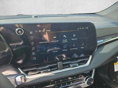 New 2026 Chevrolet Equinox LT w/ Safety and Technology Package image 13