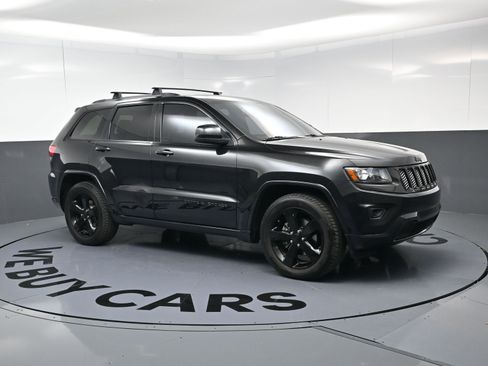 Used 2014 Jeep Grand Cherokee Altitude image 2