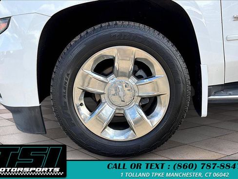 Used 2018 Chevrolet Suburban Premier image 9