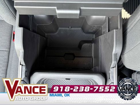 Used 2025 RAM 3500 Big Horn image 39