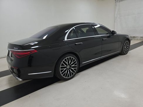 Certified 2022 Mercedes-Benz S 580 4MATIC Sedan w/ Rear Seat Package image 5