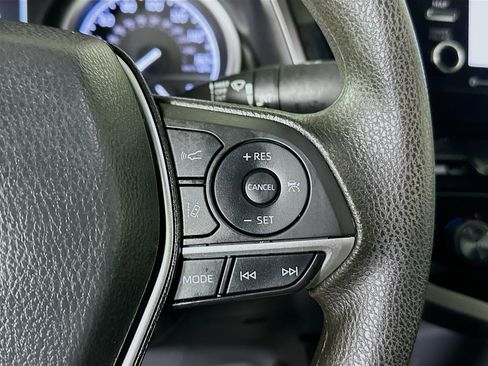 Used 2023 Toyota Camry LE w/ Convenience Package image 17