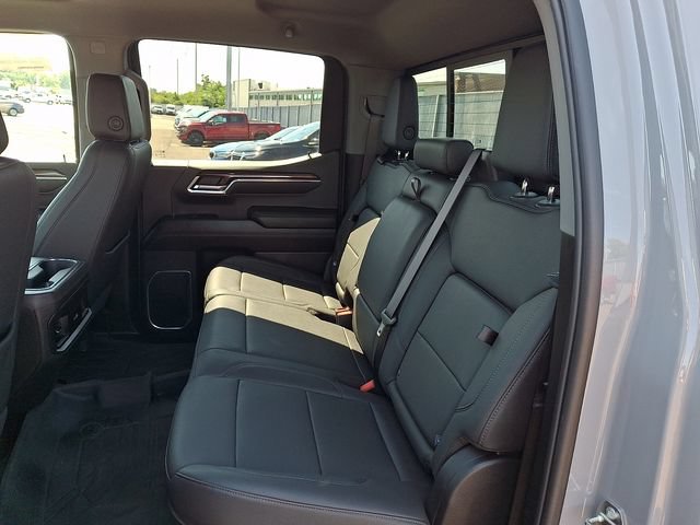 Used 2024 Chevrolet Silverado 1500 RST w/ Convenience Package II AWD/4WD image 10