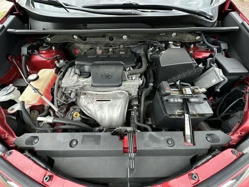 Used 2015 Toyota RAV4 XLE AWD/4WD image 26
