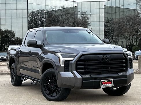 Used 2023 Toyota Tundra SR5 image 2