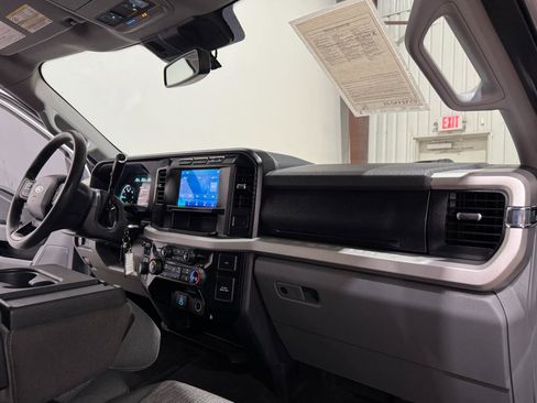 Used 2023 Ford F250 XLT w/ 360-Degree Camera Package AWD/4WD image 11