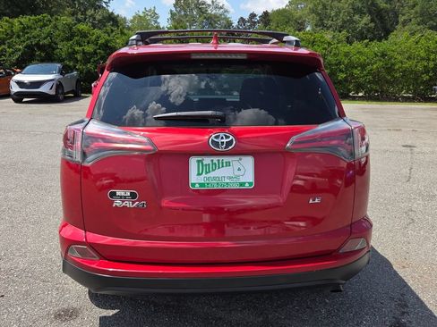 Used 2016 Toyota RAV4 LE FWD image 9