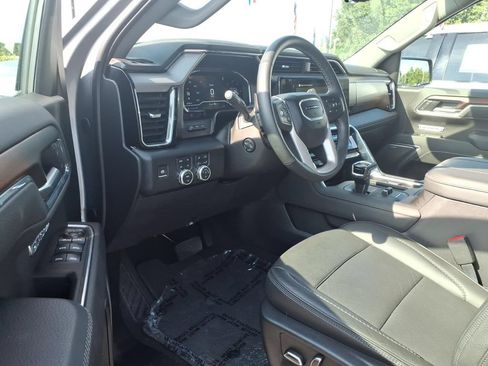 Used 2025 GMC Sierra 1500 Denali w/ Denali Reserve Package AWD/4WD image 6
