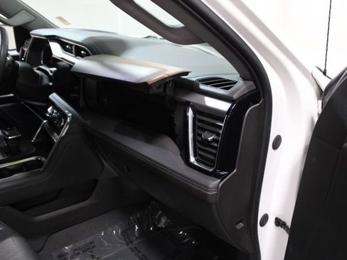 Used 2023 GMC Sierra 1500 Denali w/ Technology Package image 30