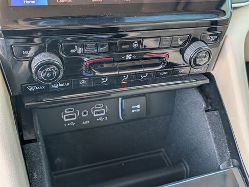 Used 2021 Jeep Grand Cherokee L Limited w/ Trailer Tow Package image 19