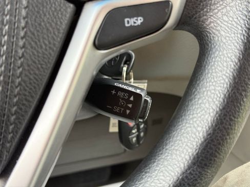 Used 2016 Toyota Sienna LE image 21