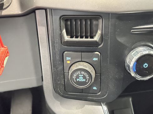 Used 2025 Ford F150 XLT w/ Equipment Group 301A Standard AWD/4WD image 37