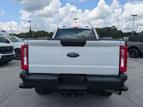 Used 2023 Ford F350 XL RWD image 5