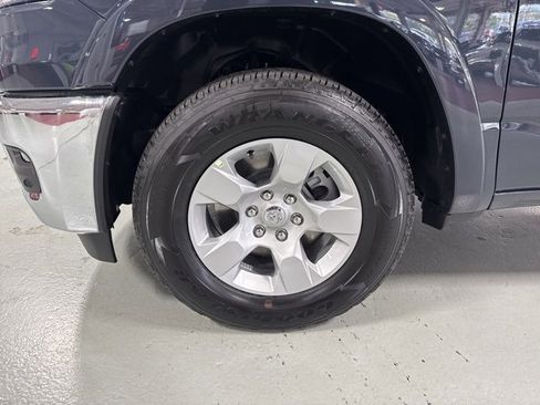 New 2025 RAM 1500 Big Horn image 9