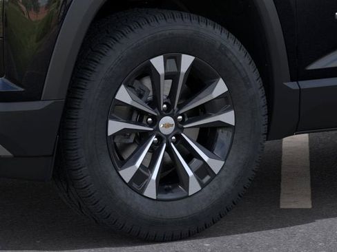 New 2026 Chevrolet Equinox LT w/ LPO, Floor Liner Package FWD image 9