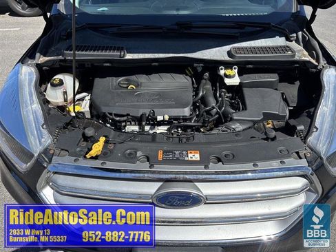 Used 2017 Ford Escape SE AWD/4WD image 22