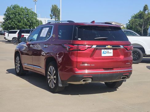 Used 2023 Chevrolet Traverse Premier AWD/4WD image 7