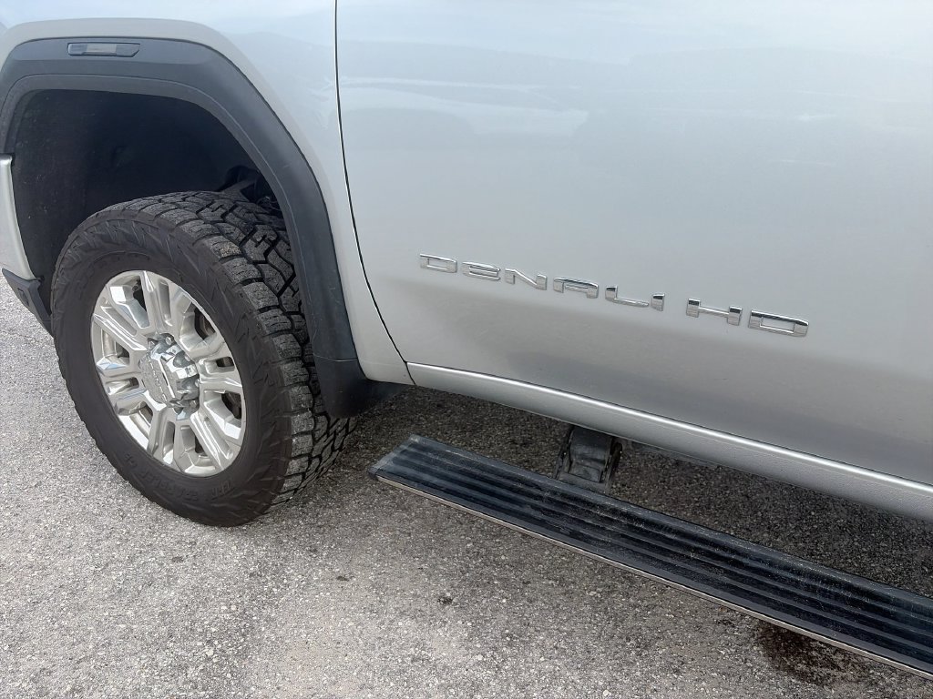 Used 2021 GMC Sierra 2500 Denali w/ Denali Ultimate Package AWD/4WD image 16
