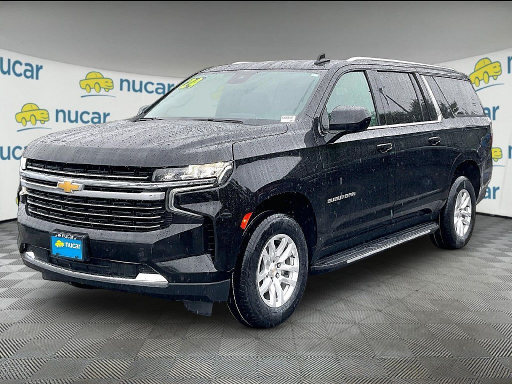 Used 2024 Chevrolet Suburban LT AWD/4WD image 3
