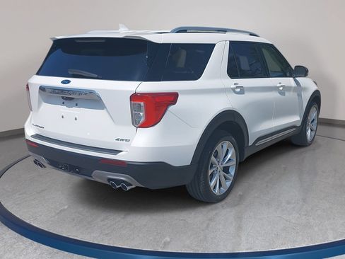 Used 2022 Ford Explorer Platinum w/ Equipment Group 601A AWD/4WD image 5