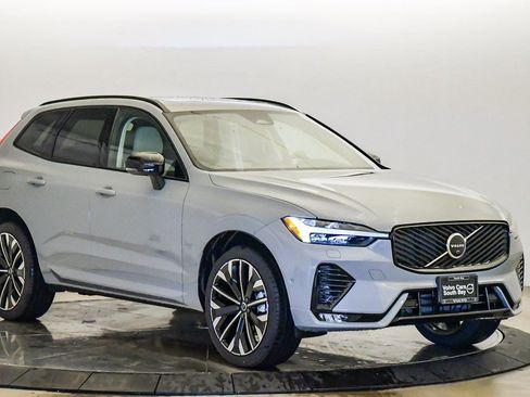 New 2026 Volvo XC60 B5 Ultra w/ Protection Package Premier AWD/4WD image 6
