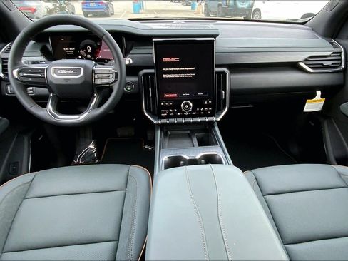 New 2026 GMC Acadia AT4 w/ Luxury Package AWD/4WD image 5