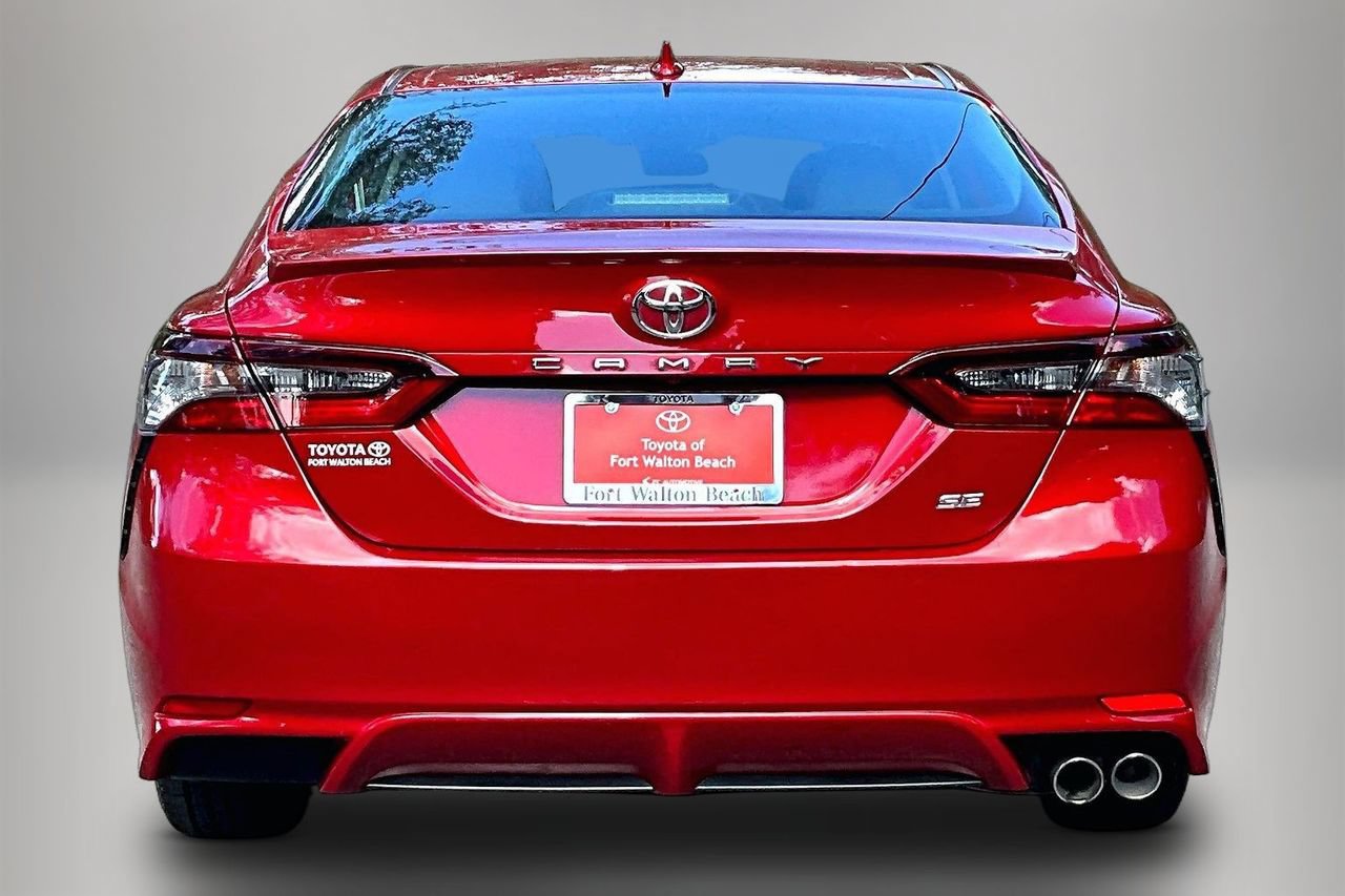 Used 2024 Toyota Camry SE FWD image 6