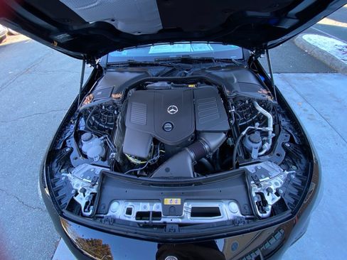 Used 2025 Mercedes-Benz CLE 300 4MATIC Cabriolet image 16