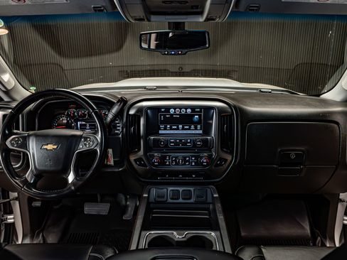 Used 2017 Chevrolet Silverado 2500 LTZ image 16