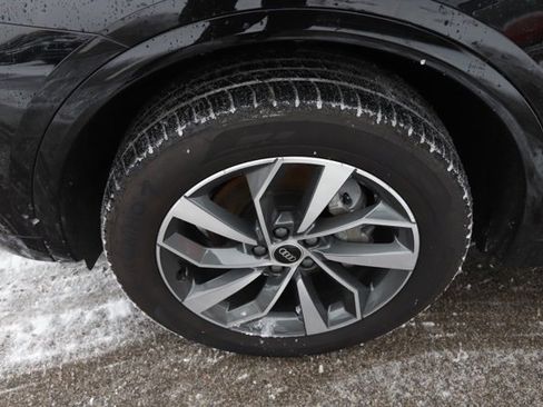 Used 2025 Audi Q5 2.0T Premium Plus w/ Premium Plus Package image 10