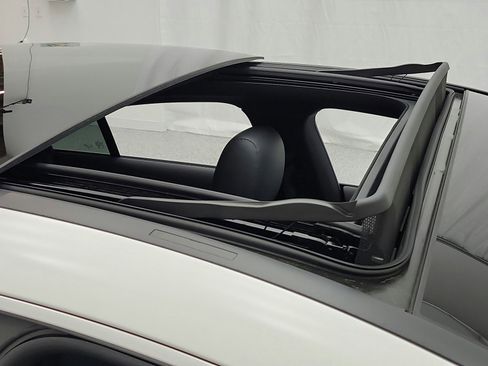 Certified 2023 Mercedes-Benz CLA 250 image 18