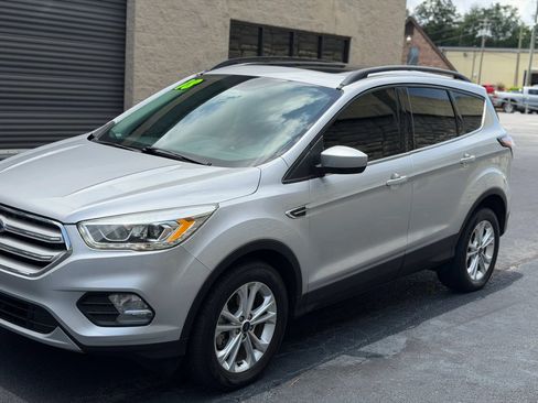 Used 2018 Ford Escape SEL FWD image 45