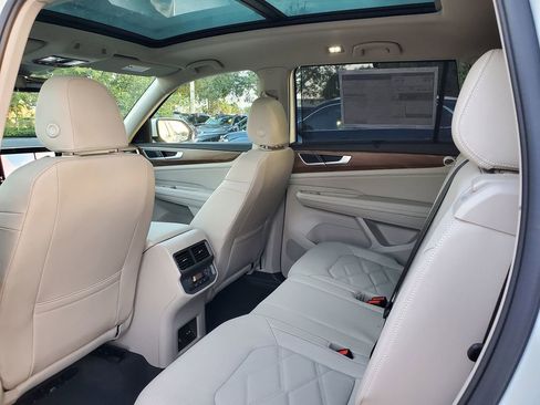 New 2026 Volkswagen Atlas SE image 5