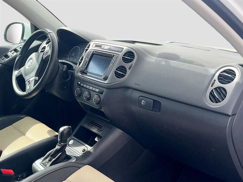 Used 2017 Volkswagen Tiguan Wolfsburg Edition image 30