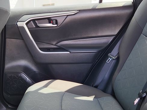 Certified 2025 Toyota RAV4 XLE AWD/4WD image 15