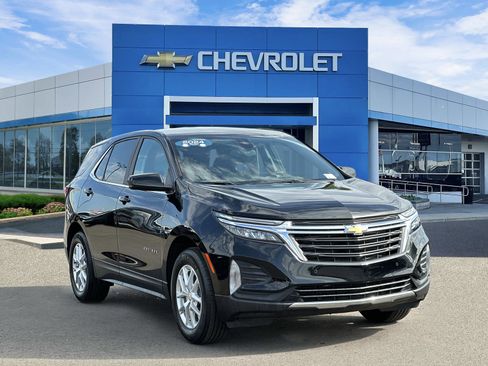Certified 2024 Chevrolet Equinox LT w/ LPO, Floor Liner Package FWD image 6