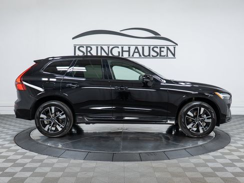 New 2026 Volvo XC60 B5 Core w/ Climate Package AWD/4WD image 4