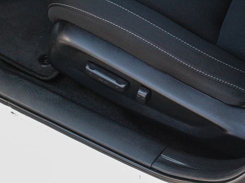 Used 2021 Honda Civic EX image 13