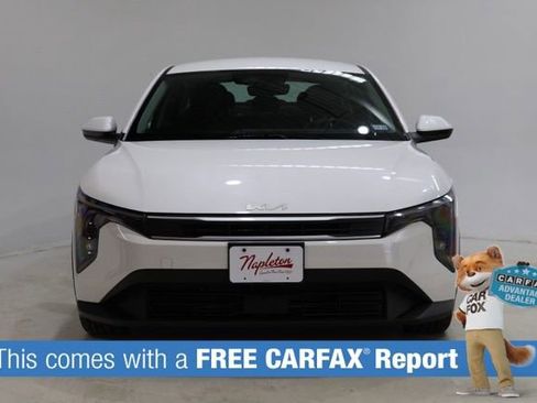 Used 2025 Kia K4 LXS image 2