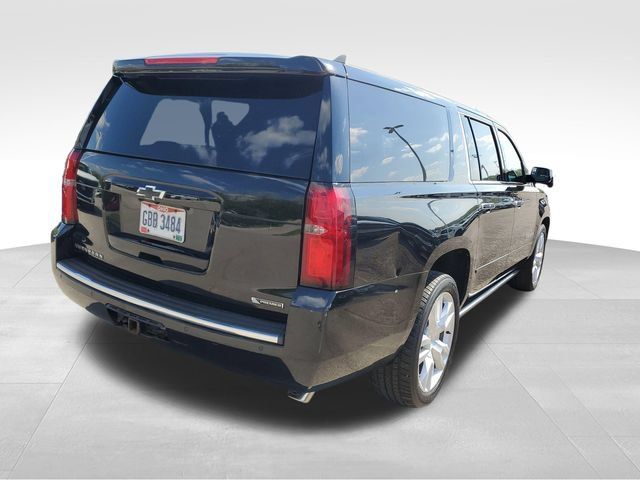 Used 2017 Chevrolet Suburban Premier AWD/4WD image 4