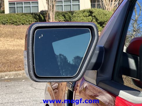 Certified 2022 Ford F150 Lariat w/ Equipment Group 502A High image 34