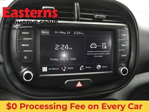 Used 2025 Kia Soul LX w/ LX Technology Package FWD image 19