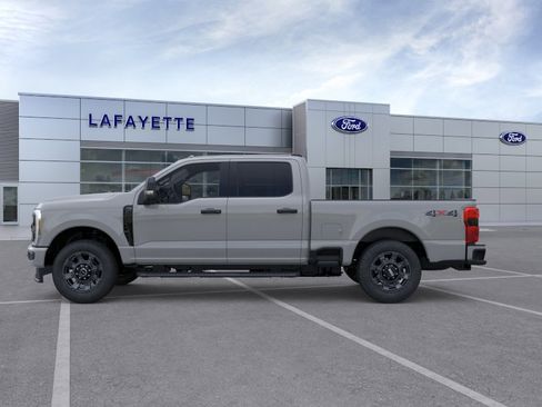 New 2026 Ford F250 XL AWD/4WD image 3