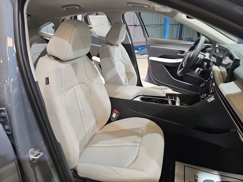 New 2026 Hyundai Sonata Blue image 10