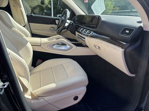 Used 2024 Mercedes-Benz GLE 450e 4MATIC image 14